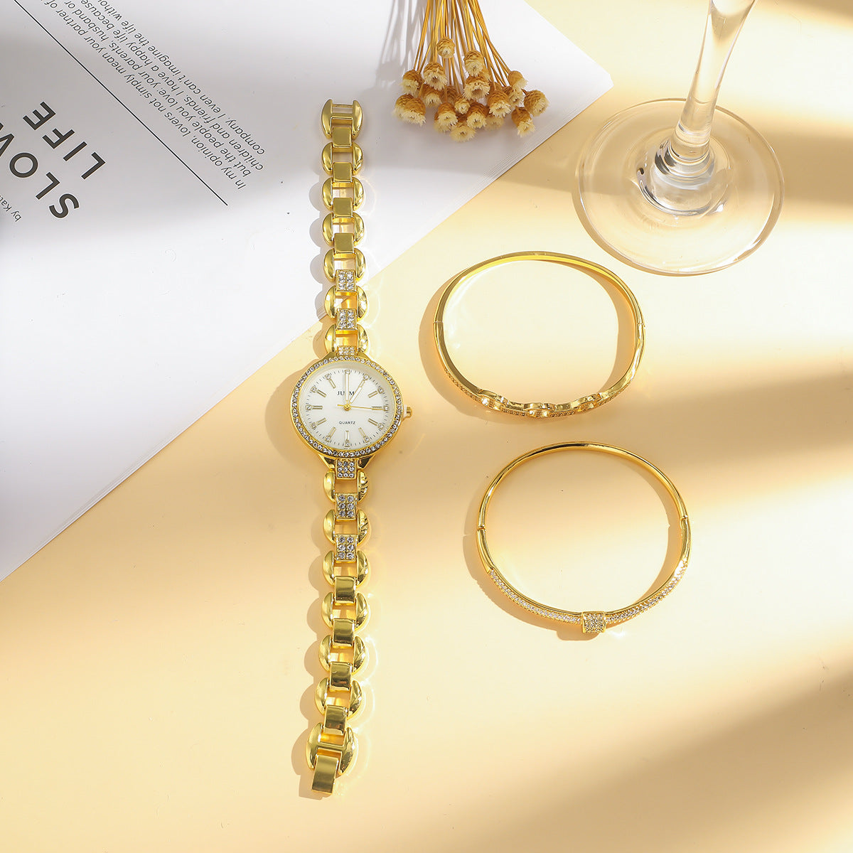 Ladies’ Fashion Round Diamond Quartz Watch & Bracelet Set