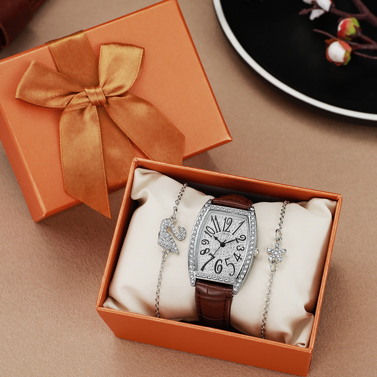 Women’s 3PCS Vintage Barrel Watch Set – Leather Strap Watch with Crystal Rhinestone Bracelets